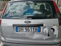 Usata Ford Focus 90 CV (66 kW) 2007 Grigio Station wagon