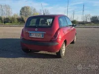 Usata Lancia Ypsilon 60 CV (44 kW) 2005 Rosso Utilitaria
