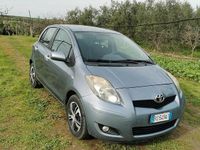 Usata Toyota Yaris 2011 Grigio Berlina