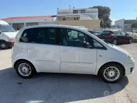 Usata Lancia Musa 77 CV (56 kW) 2012 Bianco Monovolume