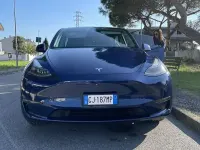 Usata Tesla Model Y Long Range AWD 152 kW (208 CV) 2022 Blu SUV