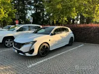 Usata Peugeot e-308 61 kW (84 CV) 2024 Bianco Utilitaria