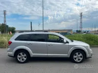 Usata Fiat Freemont Urban 170 CV (125 kW) 2011 Grigio SUV
