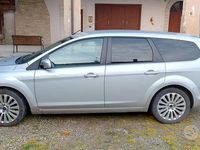 Käytetty Ford Focus 100 HP (73 kW) 2008 Harmaa Farmari