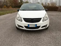 Usata Opel Corsa 80 CV (58 kW) 2009 Bianco Utilitaria