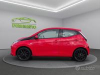 Usata Toyota Aygo 74 CV (54 kW) 2018 Rosso Utilitaria