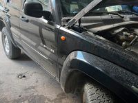 Usata Jeep Cherokee 87 CV (63 kW) 2004 Nero SUV