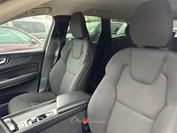 Usata Volvo XC60 Momentum 197 CV (144 kW) 2021 Bianco SUV