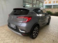 Usata Renault Captur Techno 91 CV (66 kW) 2024 Grigio SUV