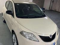 Usata Lancia Ypsilon Gold 95 CV (69 kW) 2016 Utilitaria