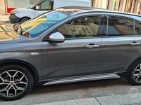 Usata Fiat Tipo Cross 100 CV (73 kW) 2021 Grigio Berlina