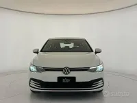 Usata VW Golf VIII Life 116 CV (85 kW) 2023 Bianco Berlina