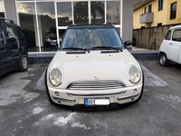 Begagnad Mini Cooper 116 HK (85 kW) 2003 Beige Halvkombi