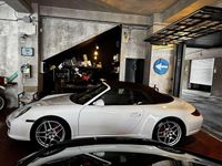 Usata Porsche 911 Carrera 4S Cabriolet 385 CV (283 kW) 2009 Bianco Cabrio