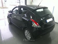 Usata Lancia Ypsilon Silver 69 CV (50 kW) 2014 Nero Utilitaria