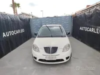 Usata Lancia Ypsilon Platinum 69 CV (50 kW) 2011 Bianco Utilitaria