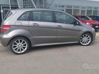 Usata Mercedes B180 109 CV (80 kW) 2007 Grigio Monovolume