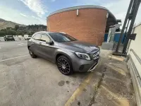 Usata Mercedes GLA200 136 CV (100 kW) 2018 Grigio SUV