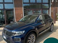 Usata VW T-Roc Advance 116 CV (85 kW) 2019 Blu SUV
