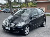 Usata Mercedes A180 Premium 109 CV (80 kW) 2012 Nero Utilitaria