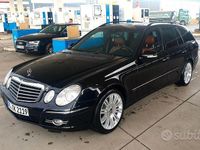 Usata Mercedes E220 Avantgarde 170 CV (125 kW) 2009 Nero Station wagon