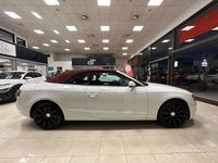 Usata Audi A5 Cabriolet Ambition 160 CV (117 kW) 2011 Bianco Cabrio
