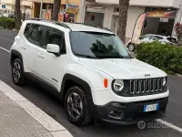 Usata Jeep Renegade Longitude 120 CV (88 kW) 2015 Bianco SUV