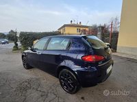 Usata Alfa Romeo 147 2006 Blu Utilitaria