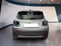 Usata Jeep Avenger Altitude 101 CV (74 kW) 2023 Grigio SUV
