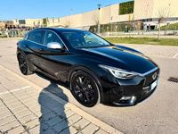 Usata Infiniti Q30 Business Executive 109 CV (80 kW) 2017 Nero SUV