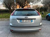 Usata Ford Focus 115 CV (84 kW) 2006 Grigio Berlina