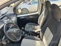 Usata Fiat Qubo Trekking 75 CV (55 kW) 2012 Bianco Monovolume