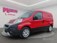 Usata Fiat Fiorino 80 CV (58 kW) 2016 Rosso Monovolume