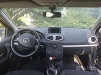 Usata Renault Clio II 75 CV (55 kW) 2010 Grigio Utilitaria