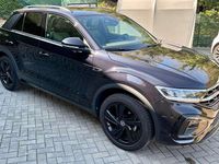 Usata VW T-Roc R-line 116 CV (85 kW) 2024 Nero SUV