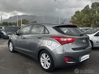 Usata Hyundai i30 Comfort 110 CV (80 kW) 2012 Grigio Berlina