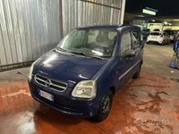 Usata Opel Agila Njoy 75 CV (55 kW) 2004 Blu Monovolume