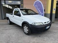 Usata Fiat Strada 80 CV (58 kW) 2003 Bianco Pick-up