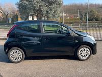 Usata Toyota Aygo Business Edition 72 CV (52 kW) 2019 Nero Utilitaria