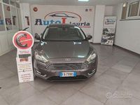 Begagnad Ford Focus Titanium X 125 HK (91 kW) 2015 Grå Kombi