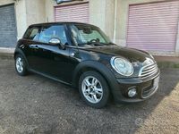 Usata Mini Cooper D 89 CV (65 kW) 2011 Blu Utilitaria