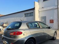 Usata Alfa Romeo 147 Exclusive 150 CV (110 kW) 2006 Grigio Utilitaria