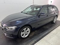 Usata BMW 320 Sport Line 190 CV (139 kW) 2017 Blu Station wagon