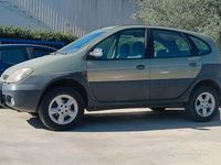 Usata Renault Scénic 2000 Verde Monovolume