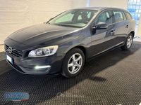 Käytetty Volvo V60 Kinetic 116 HP (85 kW) 2015 Harmaa Farmari