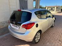 Usata Opel Meriva 95 CV (69 kW) 2011 Grigio Monovolume