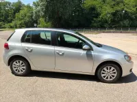 Usata VW Golf Sportsvan Comfortline 105 CV (77 kW) 2012 Argento Monovolume
