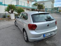 Usata VW Polo Comfortline 80 CV (58 kW) 2018 Argento Berlina