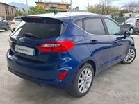 Usata Ford Fiesta Titanium 95 CV (69 kW) 2017 Blu Berlina