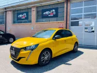 Usata Peugeot 208 75 CV (55 kW) 2022 Speciale catalogo Utilitaria